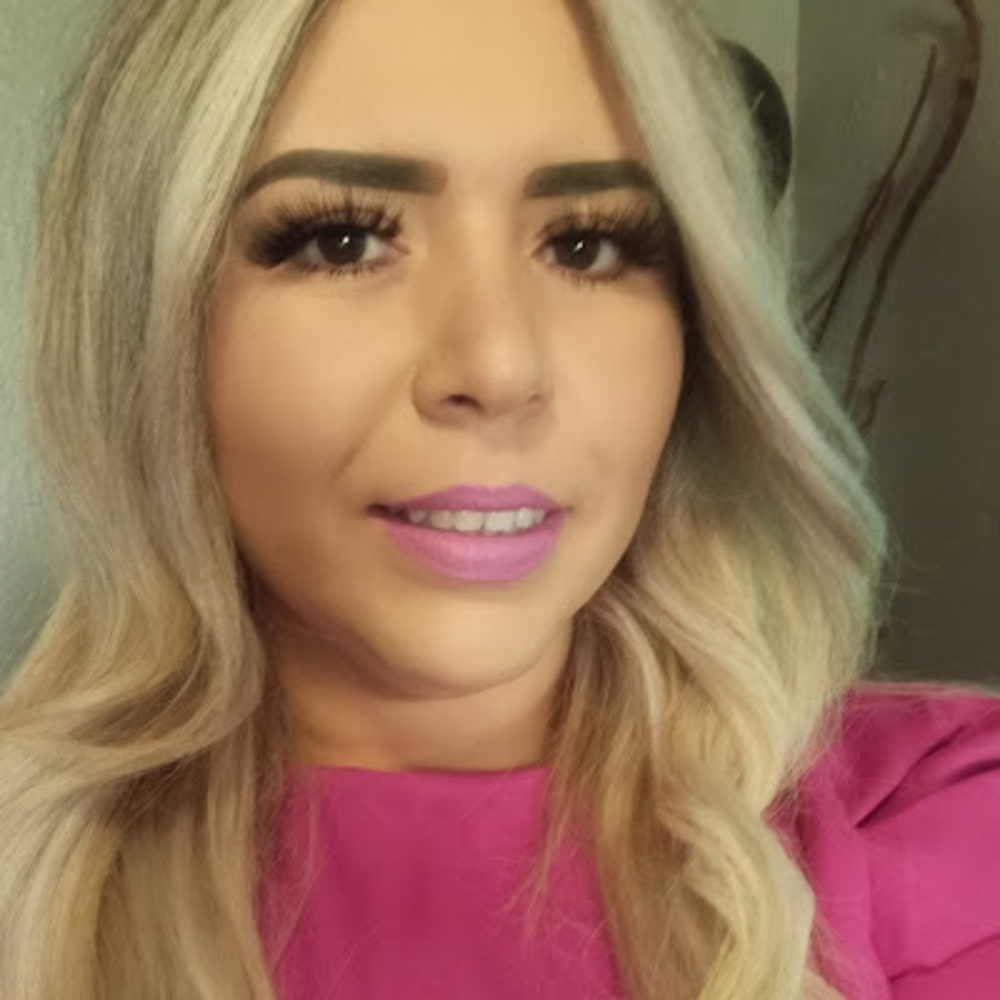 Meet your Posher, Yuliana